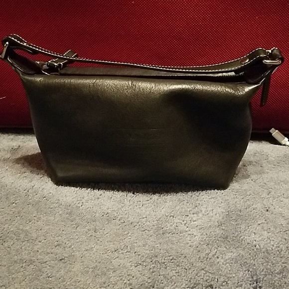 Black leather Coach purse - Picture 1 of 1